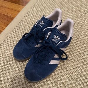 Adidas Gazelle Sneakers!